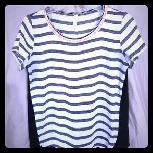 Xhilaration Black/white top